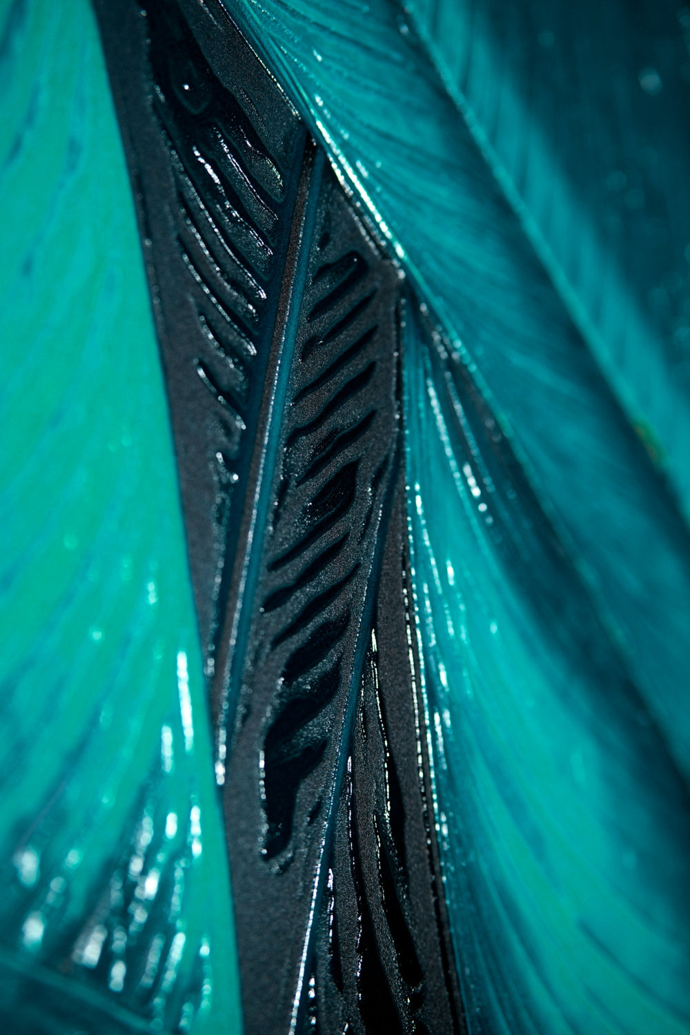 Teal Canopy Flame – 3D Kabartmalı, Parlak Laklı Alüminyum Tablo