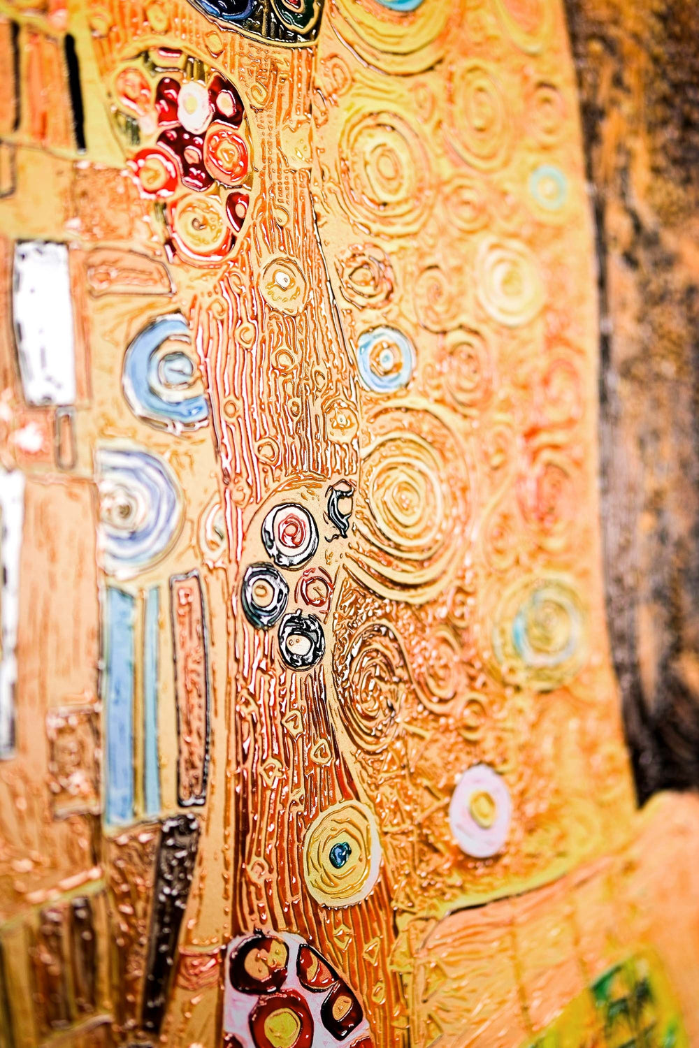 Gustav Klimt Öpücük — 3D Kabartmalı Premium Duvar Sanatı