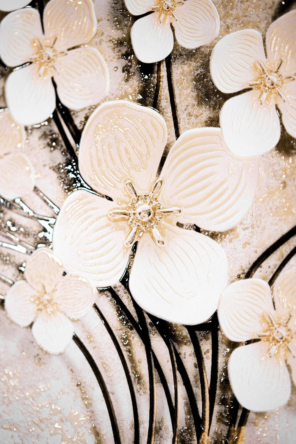 Ivory Floral Symphony — 3D Kabartmalı Premium Duvar Sanatı