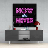 “Now or Never” Cam Tablo.