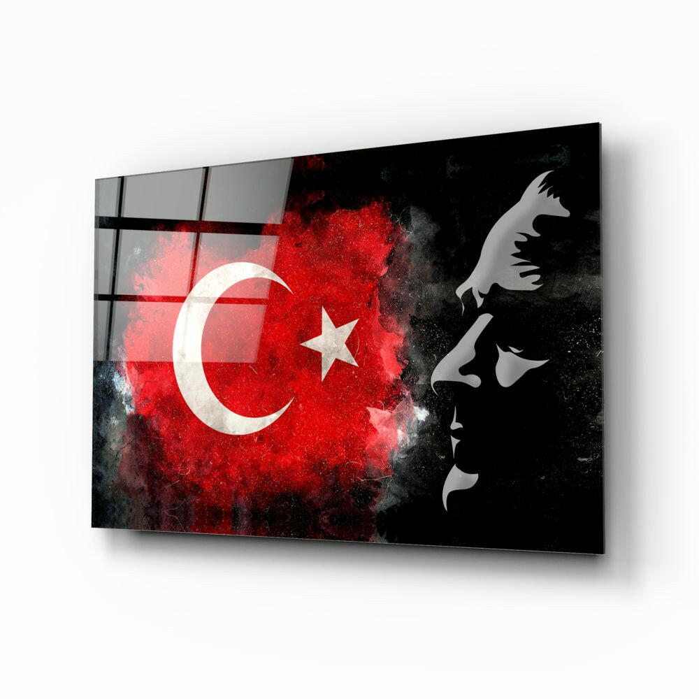 Türk Bayrağı Ve Atatürk Silüeti Cam Tablo.