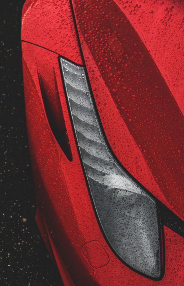 Ferrari'nin Kırmızısı Cam Tablo