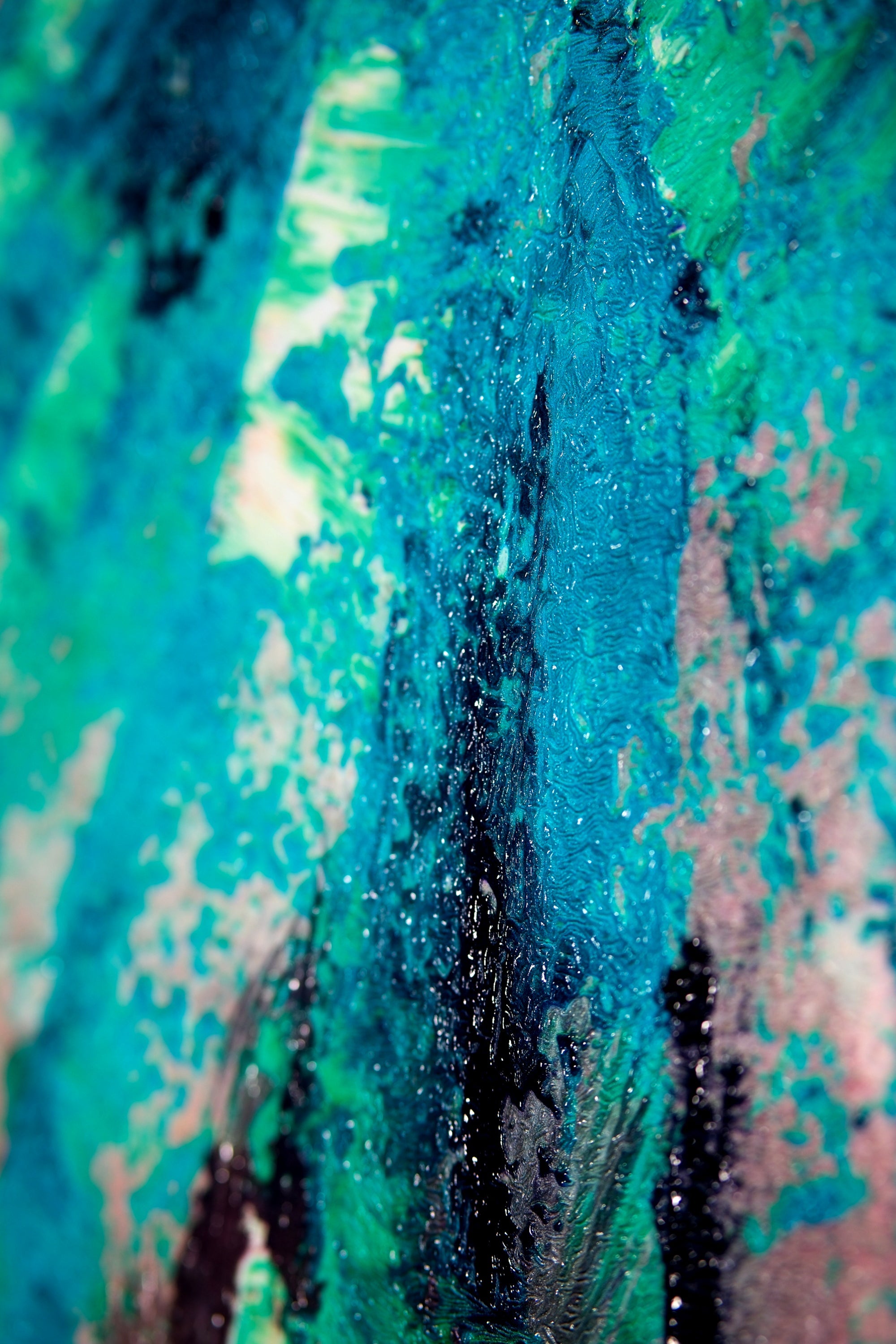 Jade Couture Muse – 3D Kabartmalı, Parlak Laklı Alüminyum Tablo