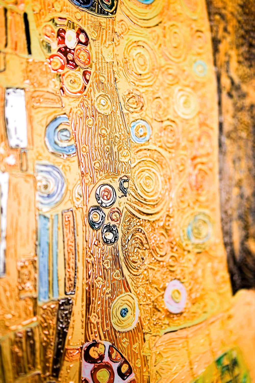 Gustav Klimt Öpücük — 3D Kabartmalı Premium Duvar Sanatı