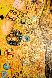 Gustav Klimt Öpücük — 3D Kabartmalı Premium Duvar Sanatı