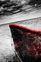 Kızıl Kıyı Gözcüsü — 3D Kabartmalı Premium Duvar Sanatı
