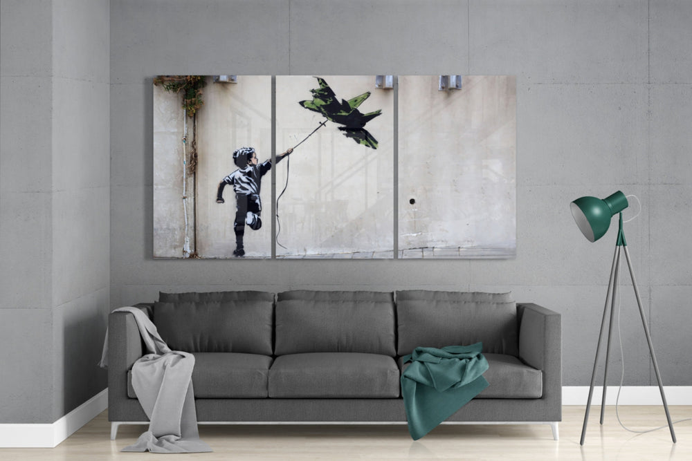 War Kite Mega Glass Wall Art.