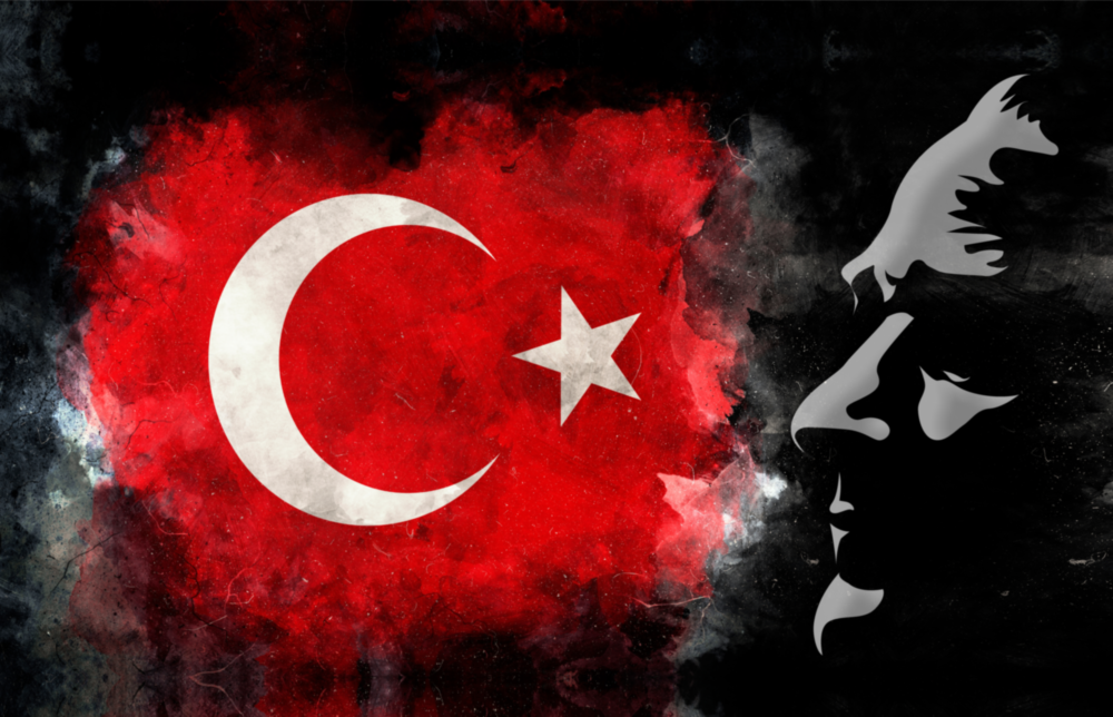 Türk Bayrağı Ve Atatürk Silüeti Cam Tablo