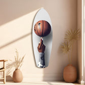 Parmakta Dönen Basketbol Topu Cam Tablo.