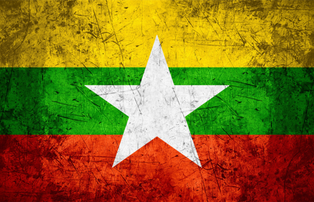 Myanmar bayrağı Cam Tablo