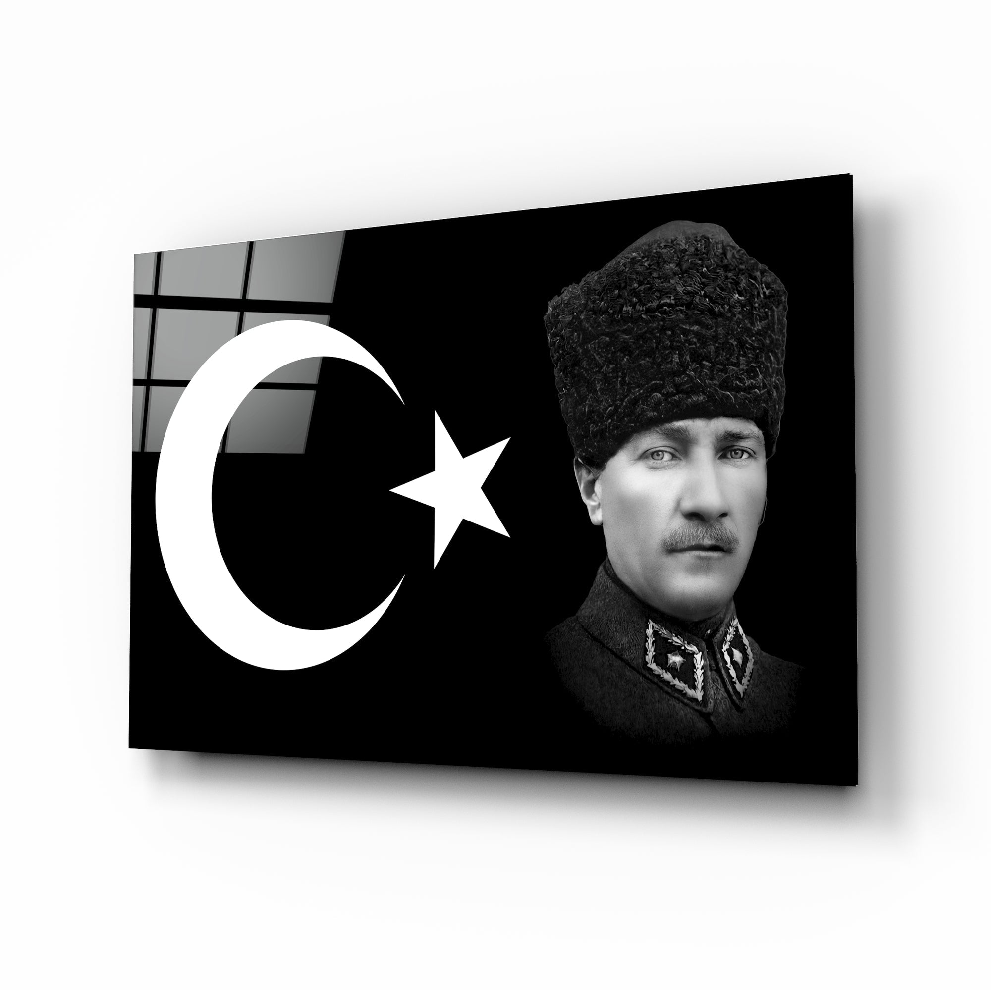 Atatürk ve Türk Bayrağı Cam Tablo.